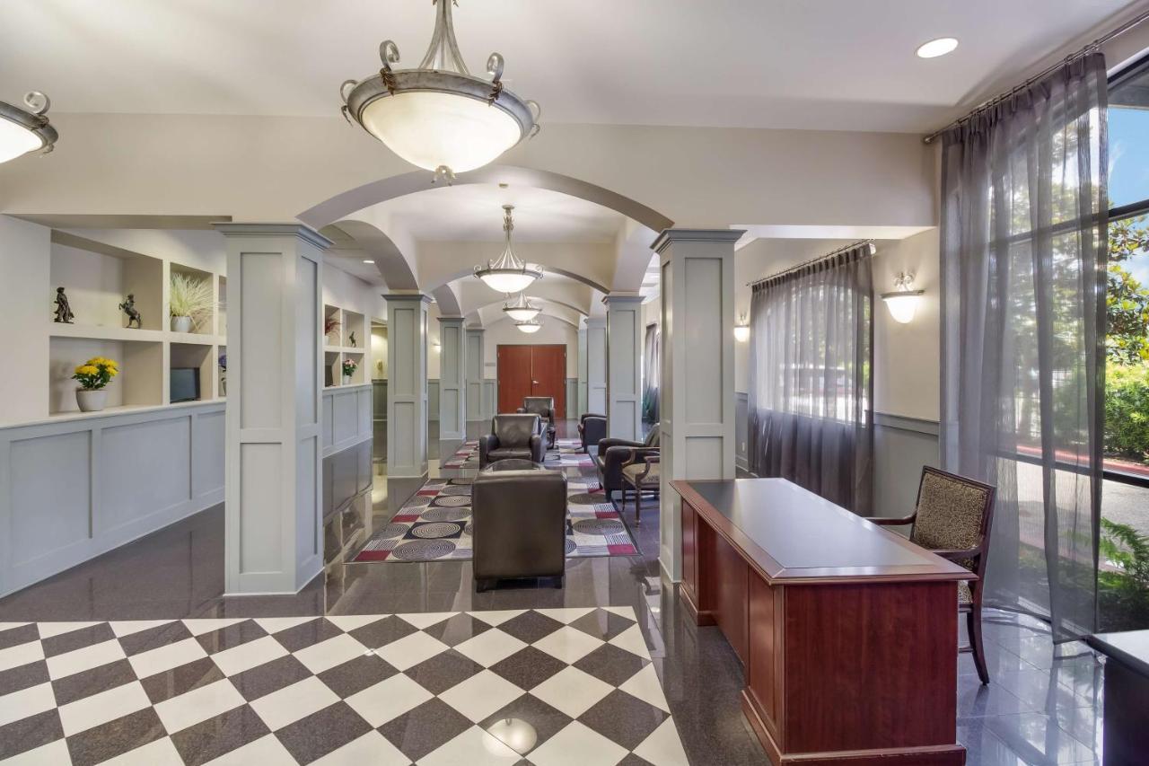 Surestay Plus Hotel By Best Western Houston Medical Center Экстерьер фото