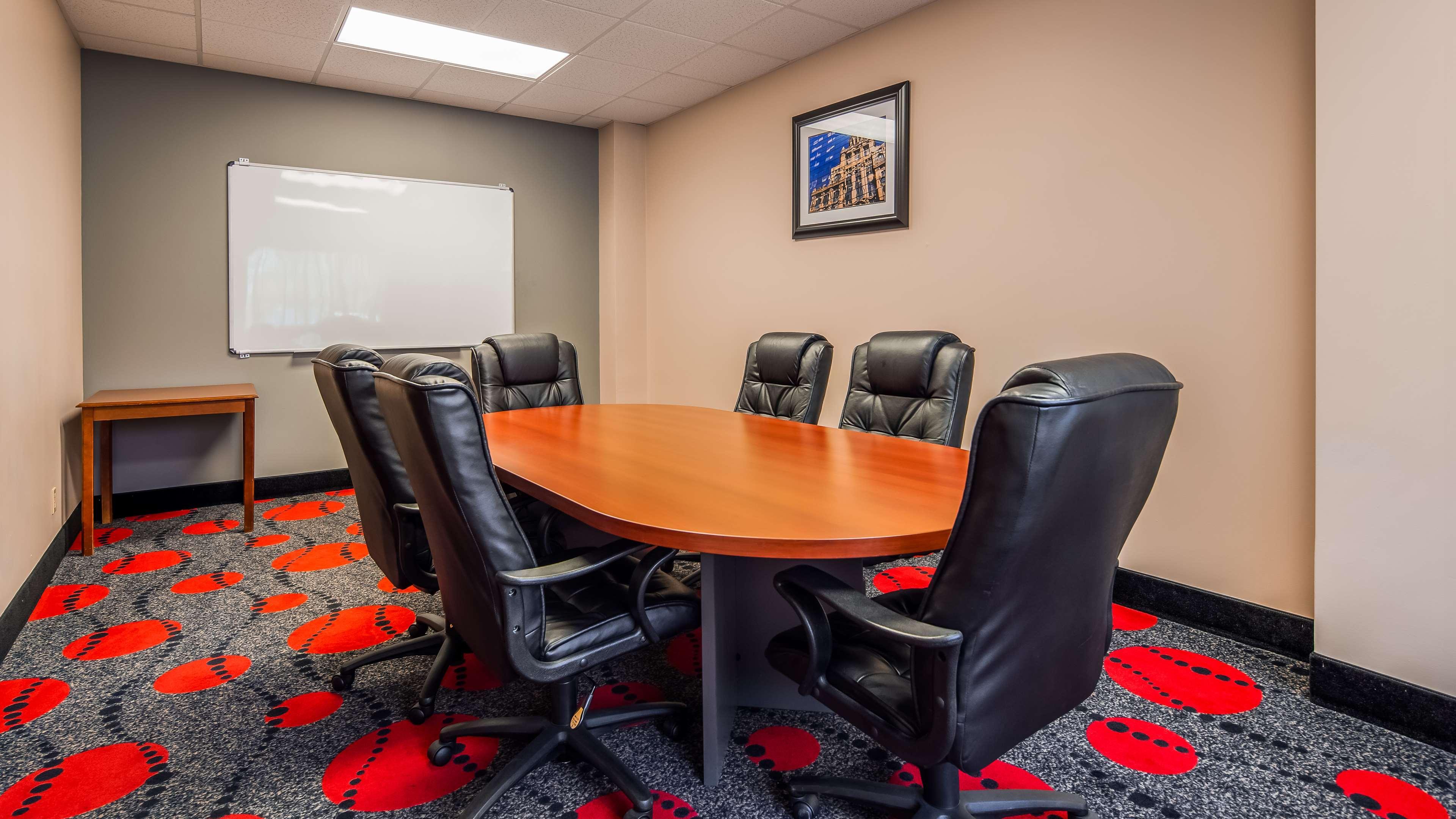 Surestay Plus Hotel By Best Western Houston Medical Center Экстерьер фото