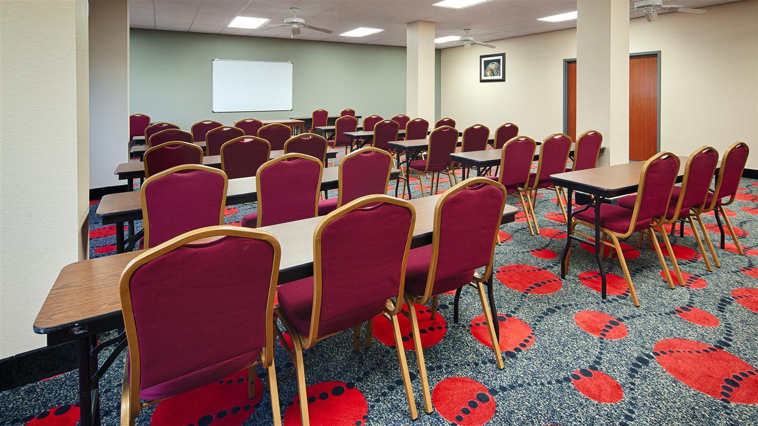 Surestay Plus Hotel By Best Western Houston Medical Center Бизнес фото
